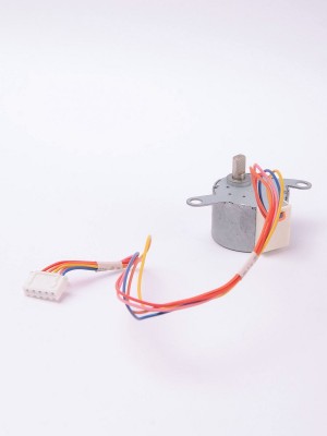 Двигатель жалюзей шаговый MP2835 12V (022580)