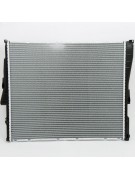 Радиатор охлаждения BMW X3 2.5-3.0 (04-) 60807 (13066) Радиатор охлаждения BMW X3 2.5-3.0 (04-) 60807 (13066)